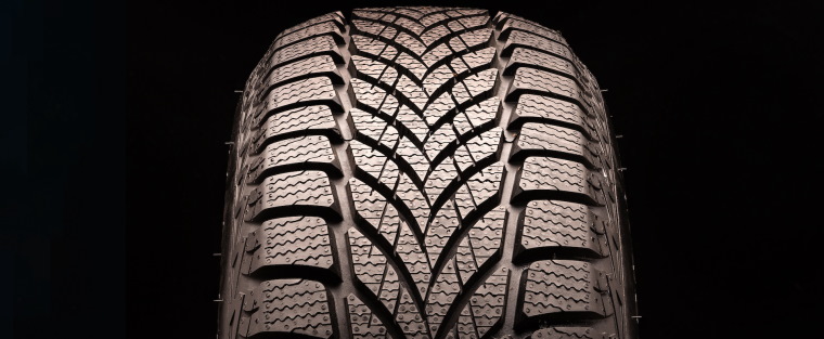 Directional tyre tread